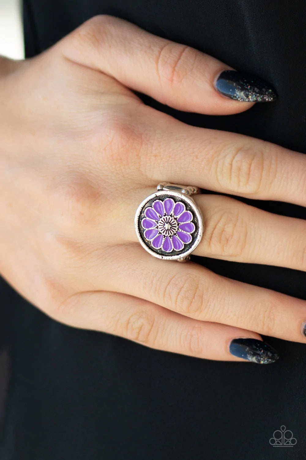Paparazzi Garden View-Purple
