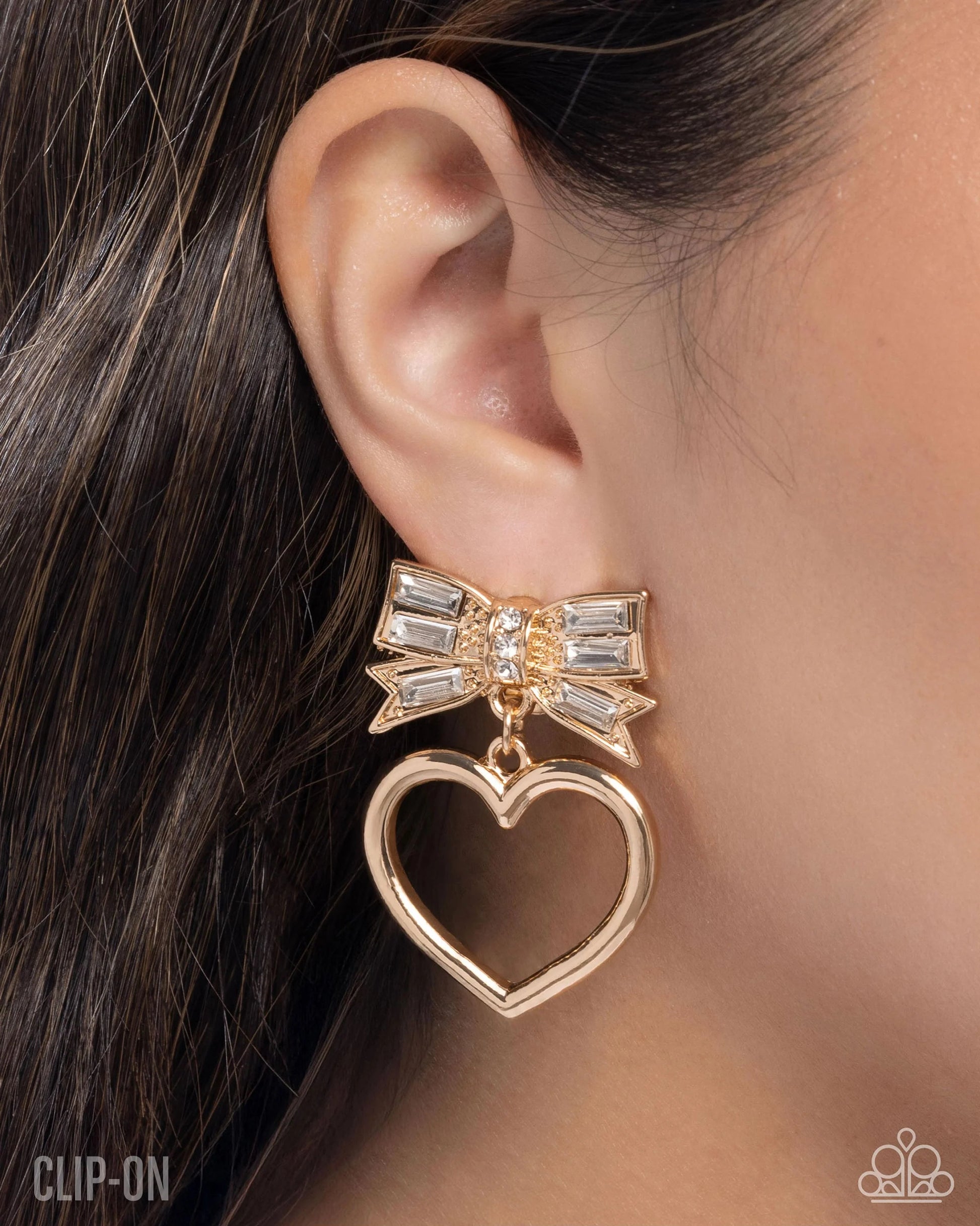 Paparazzi Matchmaking Model-Gold-Clip On Earring