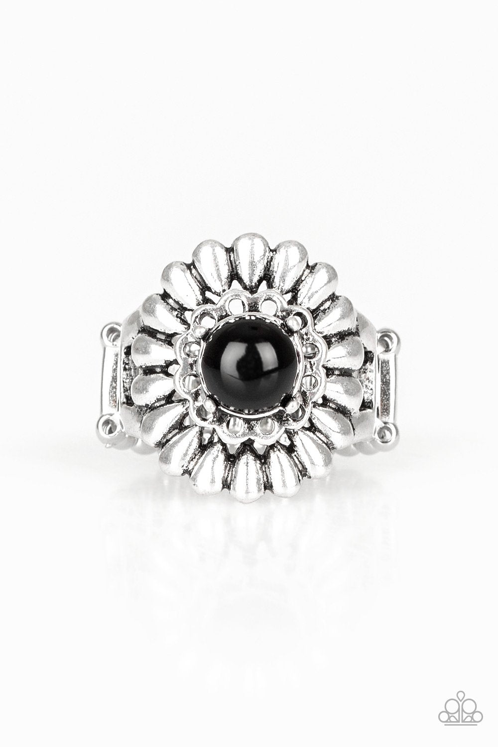 Paparazzi Poppy Pep-Black