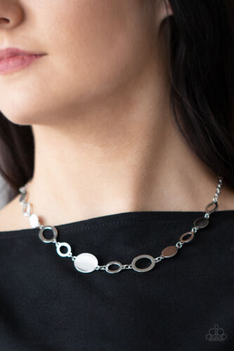 Paparazzi Working Oval Time Silver