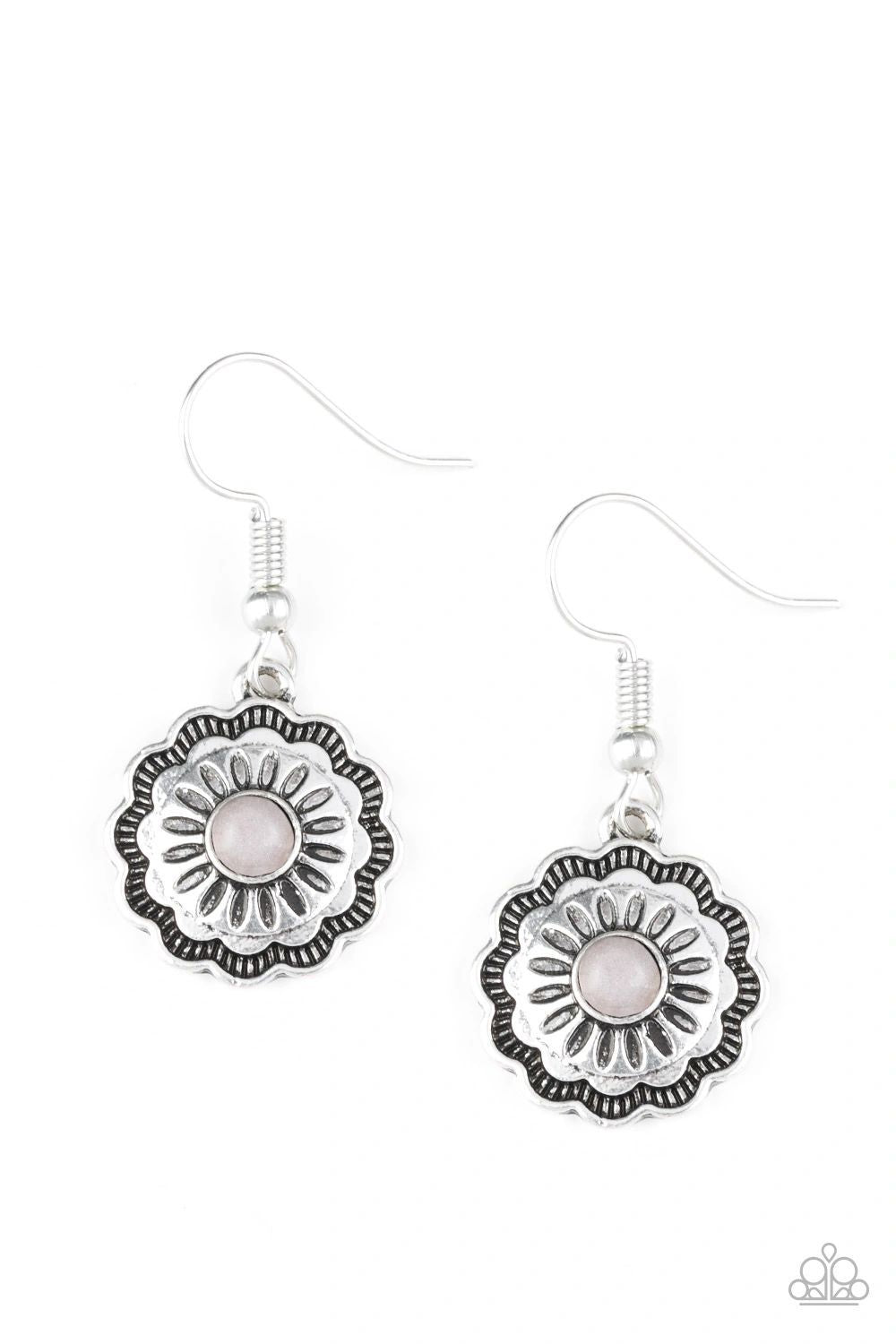 Paparazzi Badlands Buttercup Silver