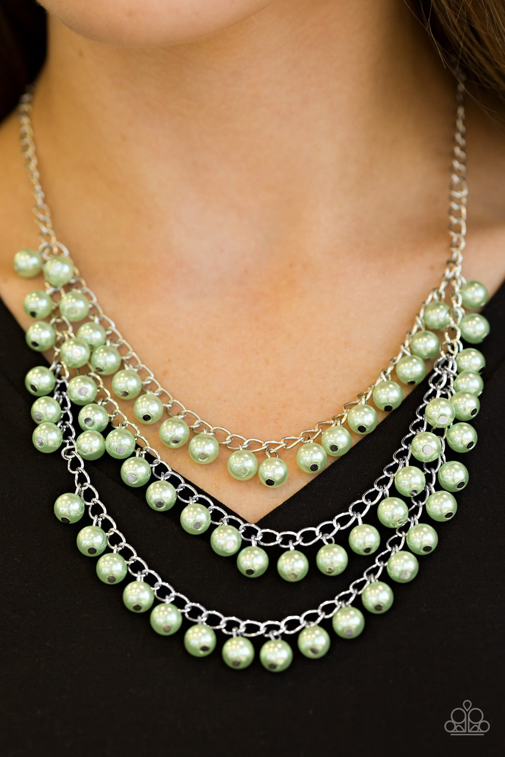 Paparazzi Chicly Classic Green