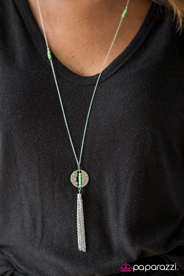 Paparazzi Extraordinary Explorer Green