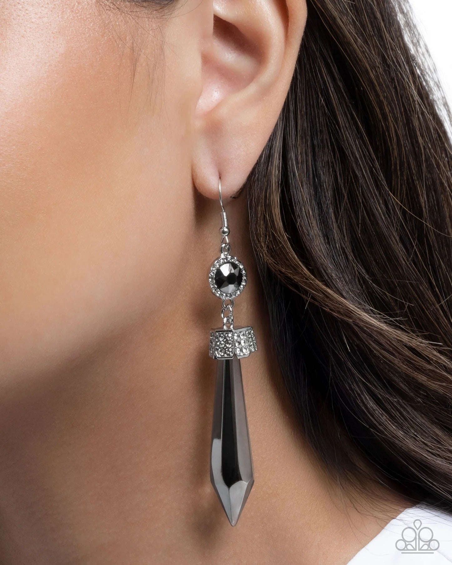 Paparazzi Palatial Pizzazz-Silver