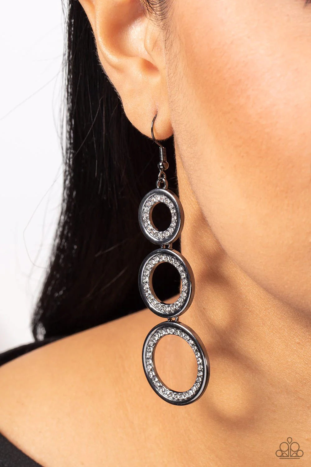 Paparazzi Shimmering in Circles Black