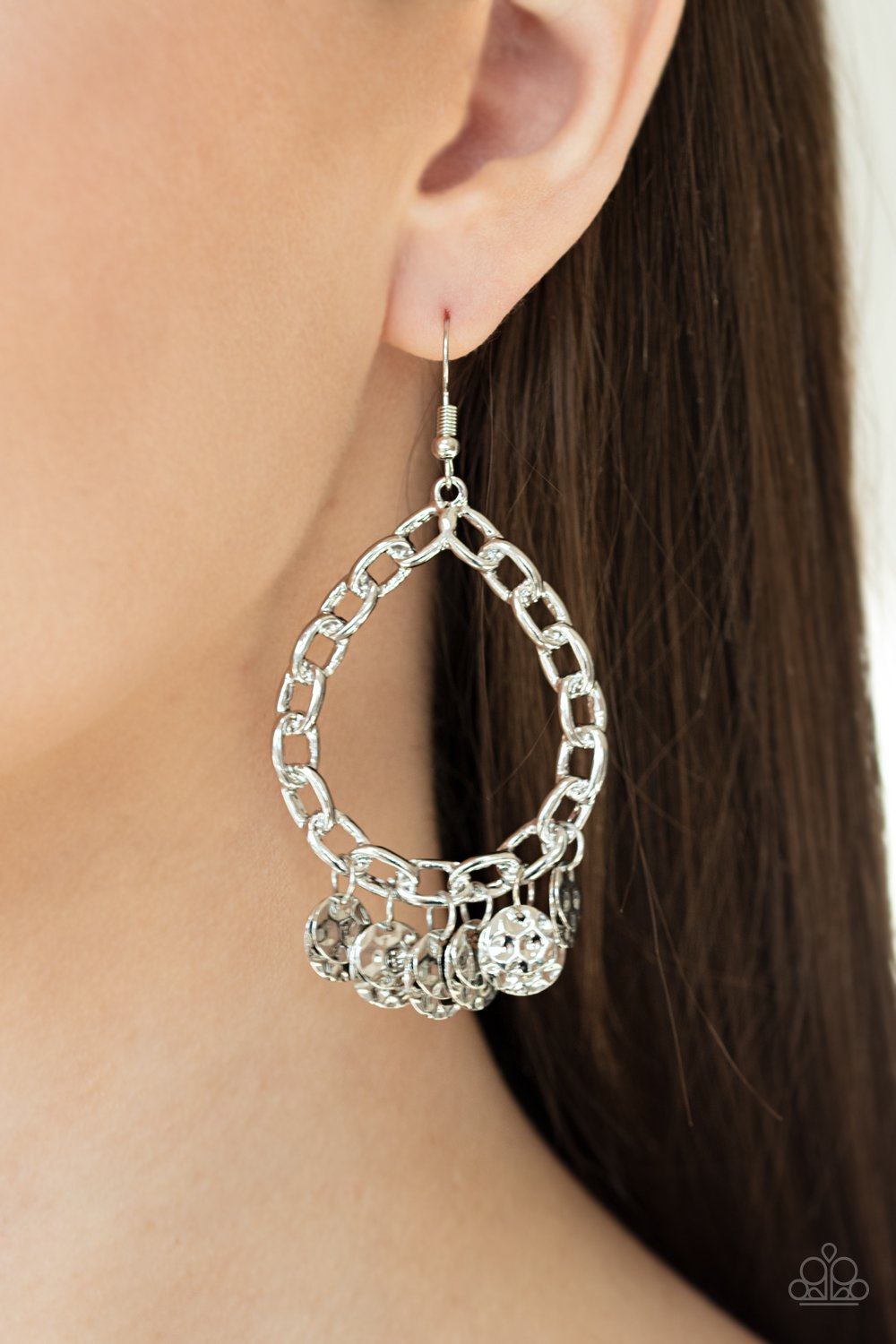 Paparazzi Street Appeal Silver