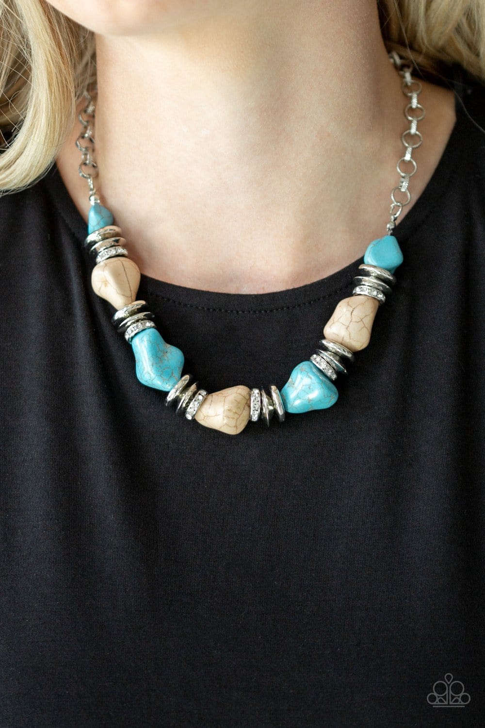 Paparazzi Stunningly Stone Age Multi