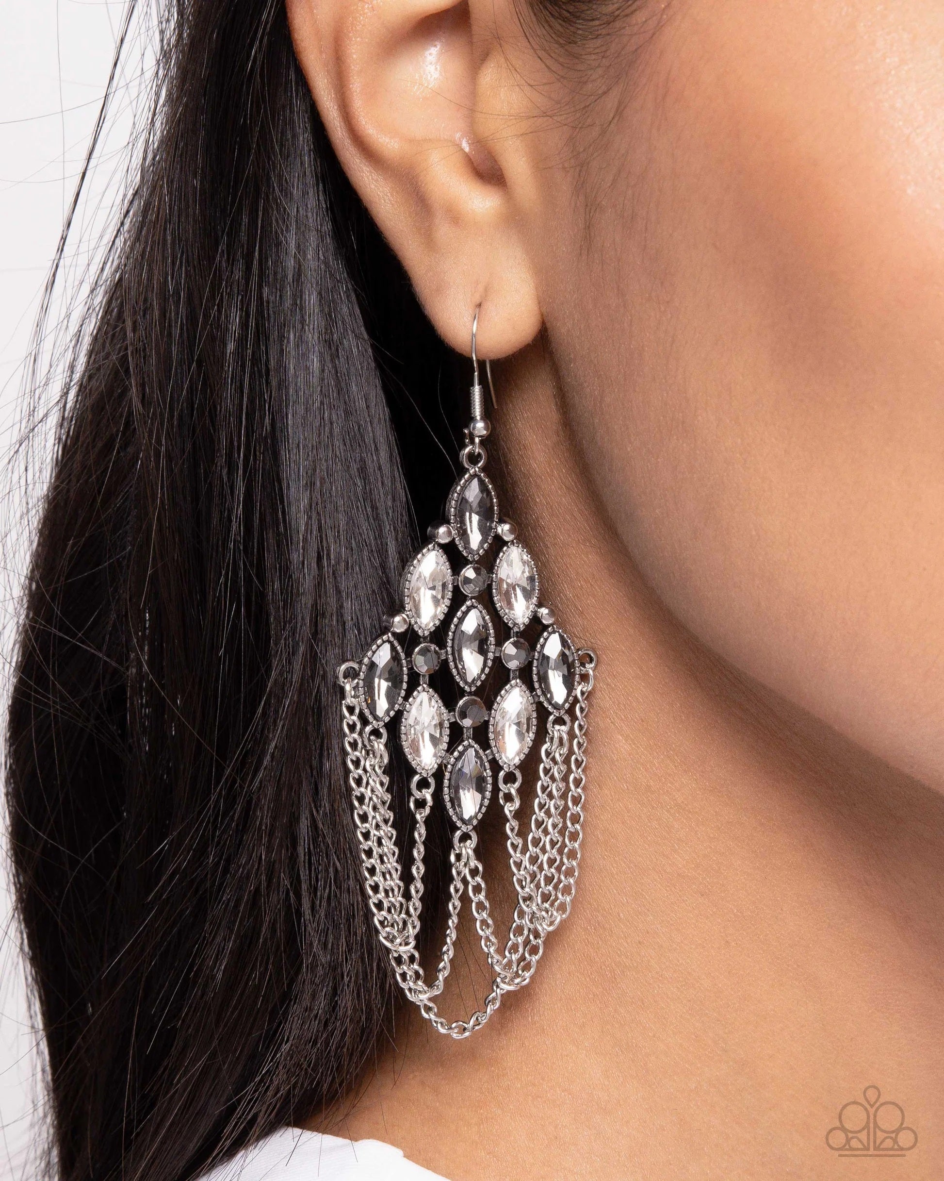 Paparazzi Earring Trenchant Transformation Silver