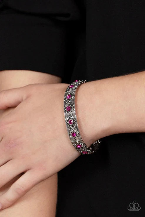 Paparazzi Venetian Valentine Pink